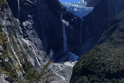 Ventisquero Colgante Hanging Glacier